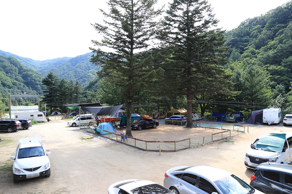 강원도_인제군_미산분교 캠핑장_전경