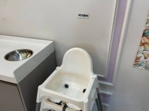 쁘띠샹들리에_어린이의자