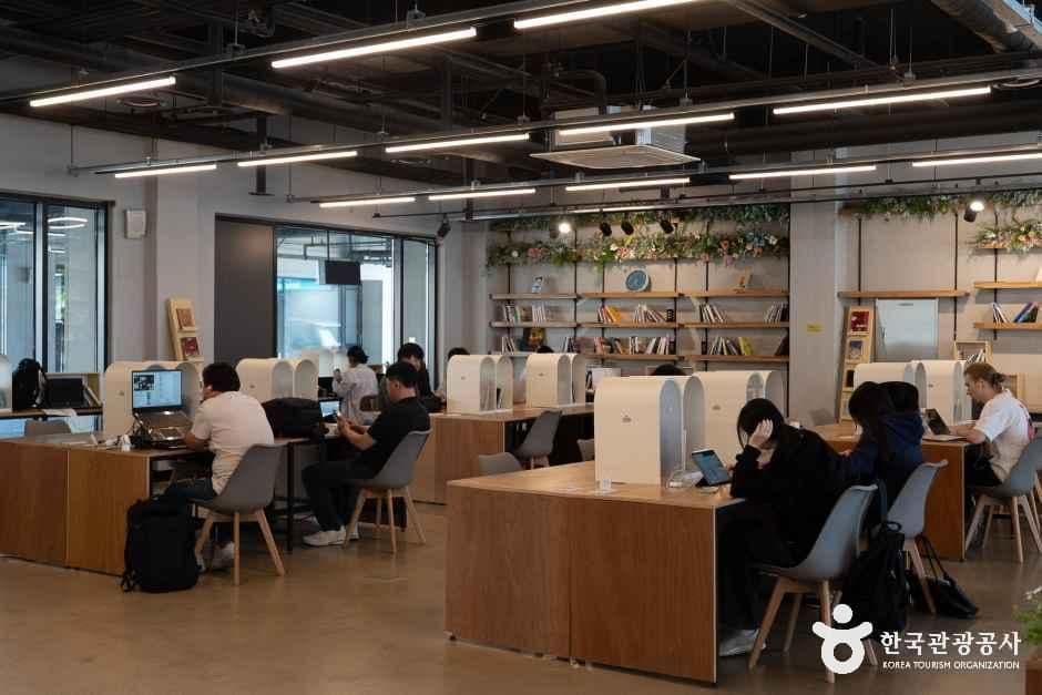 서울_서울_노들섬_노들서가6.jpg