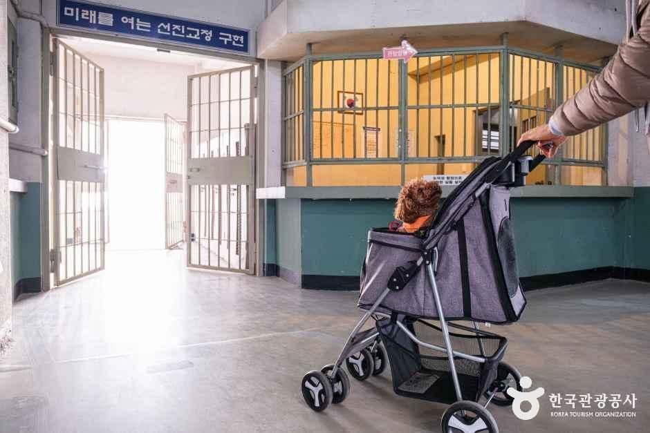익산_익산교도소세트장_내부_1.jpg