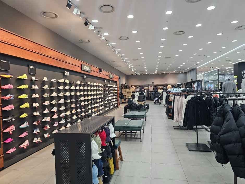 8463_나이키 모다아울렛 인천점_5.jpg