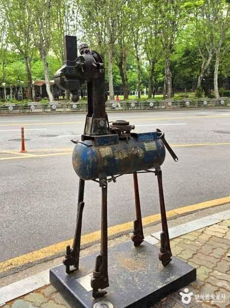서울_문래_문래창작촌_외부_5.jpg