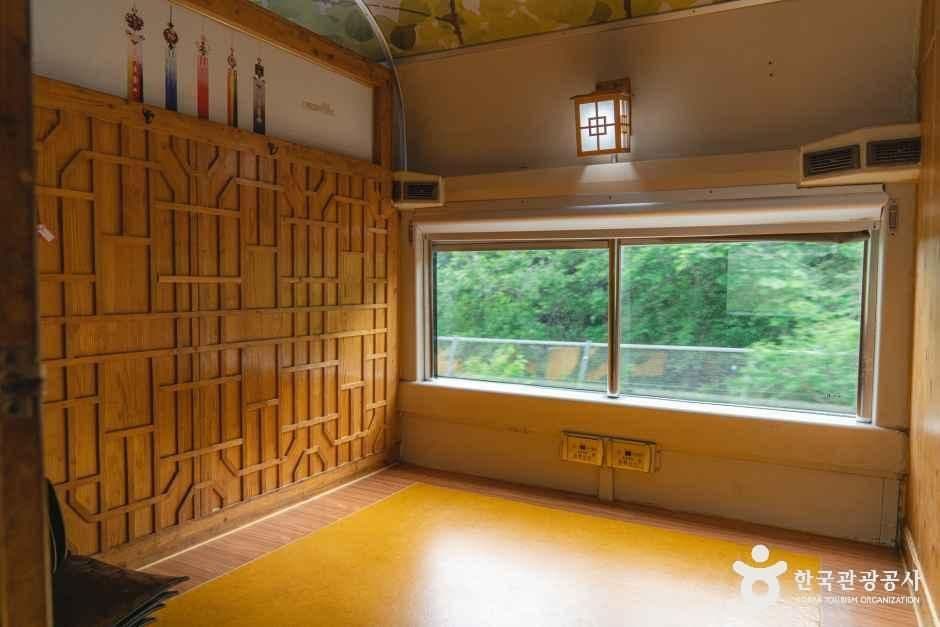 서울_용산_서해금빛열차_9.jpg