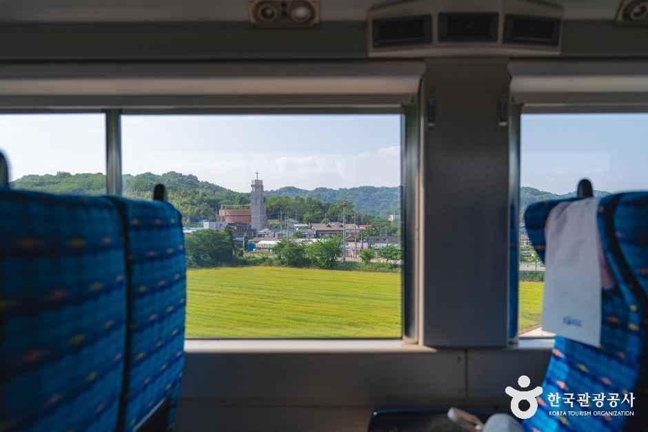 서울_용산_서해금빛열차_11.jpg