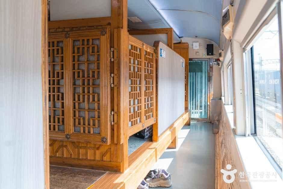 서울_용산_서해금빛열차_4.jpg