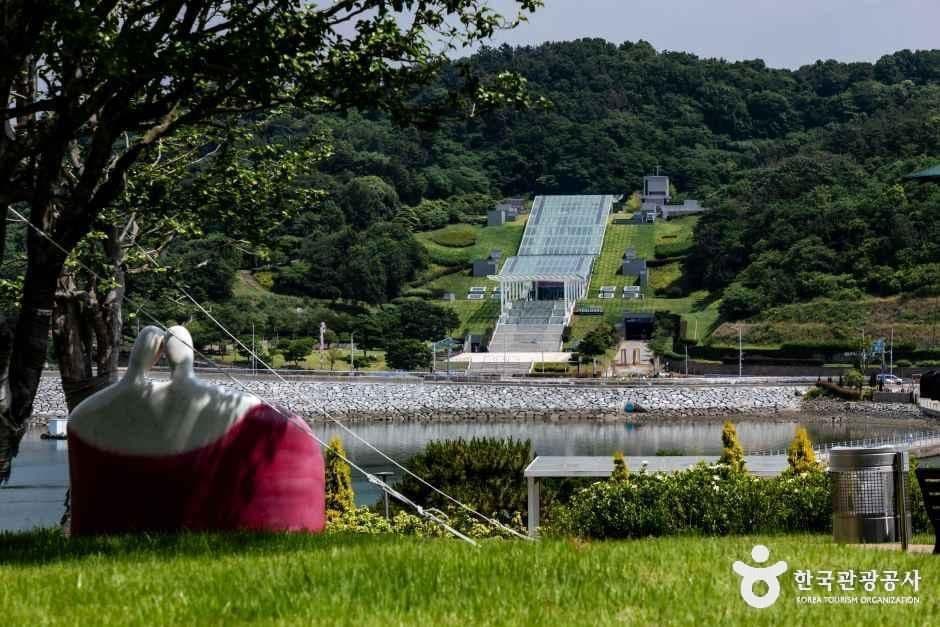전남_여수_예술의섬장도_외부_5.JPG
