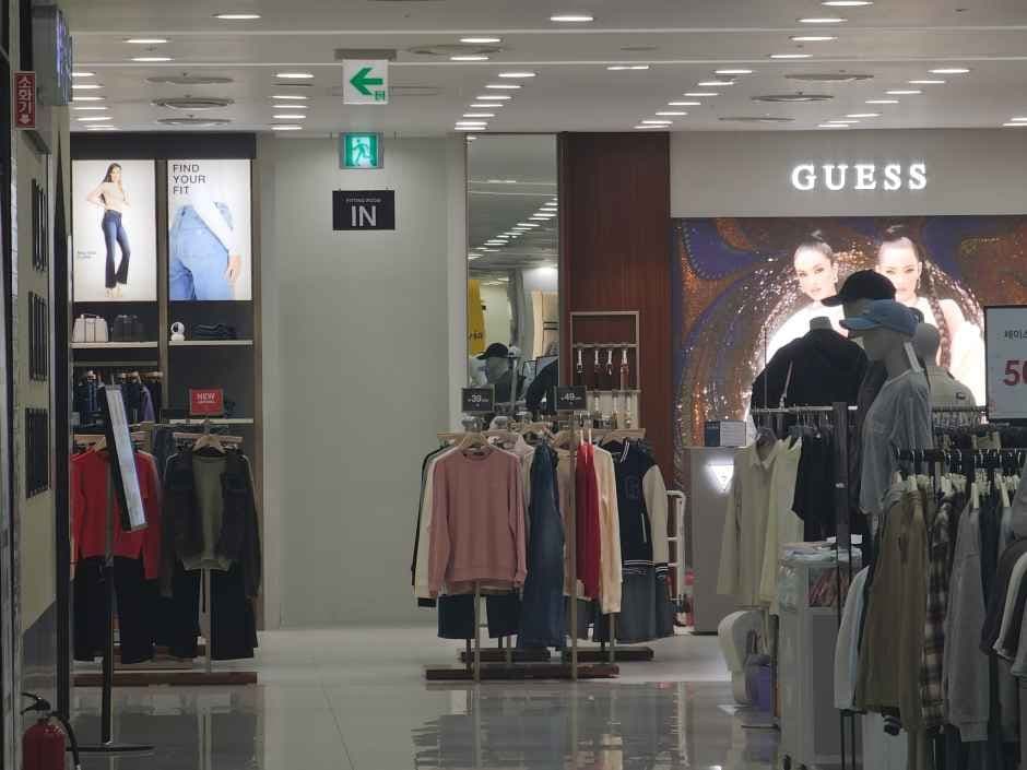게스 모다 아울렛 인천점